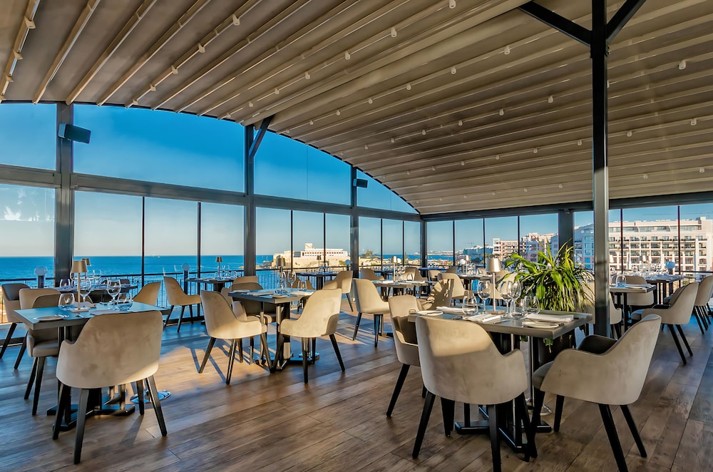 Corinthia Hotel St Georges Bay 35/50
