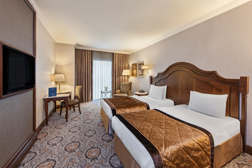 Elite World Van Hotel 9/48