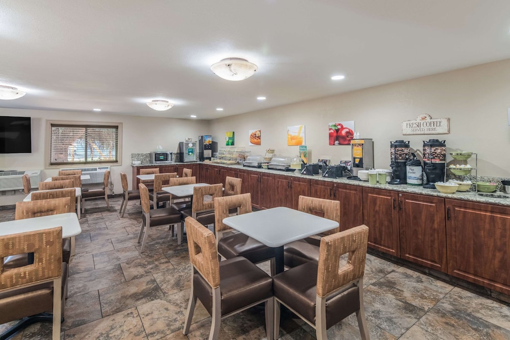 Quality Inn and Suites Downtown Walla Walla, WA 38/49