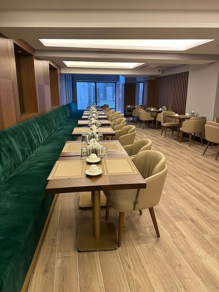Downtown Sirkeci Hotel 52/61