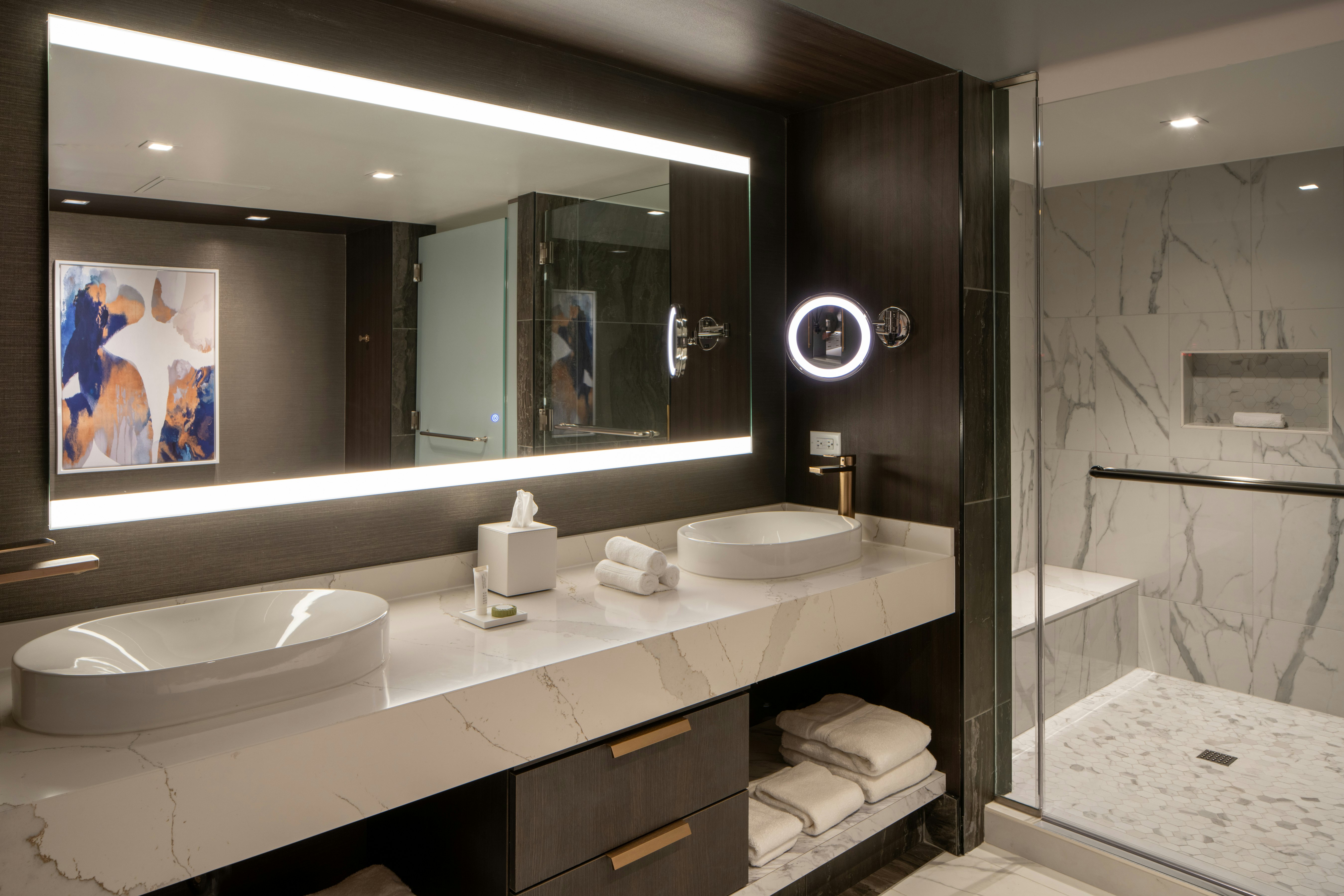 Live Casino & Hotel Louisiana, Curio Collection by Hilton 48/50