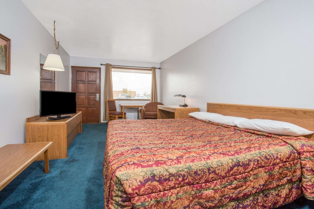 Knights Inn Boardman 16/29