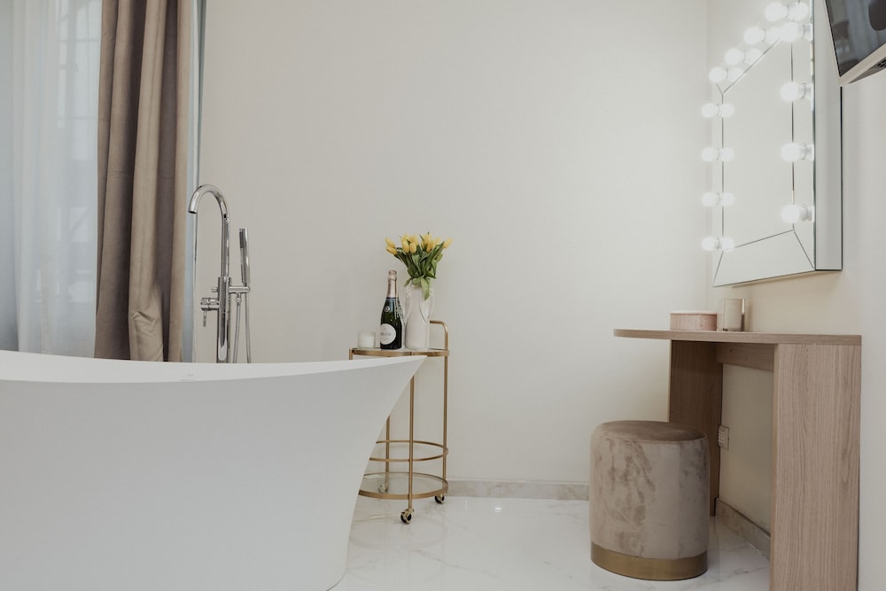 Cesare Ai Cavalieri Suites 4/50