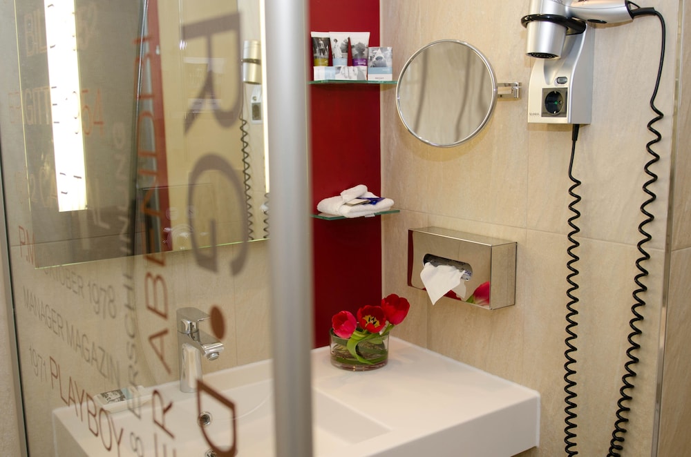 MERCURE HOTEL HAMBURG CITY 20/73