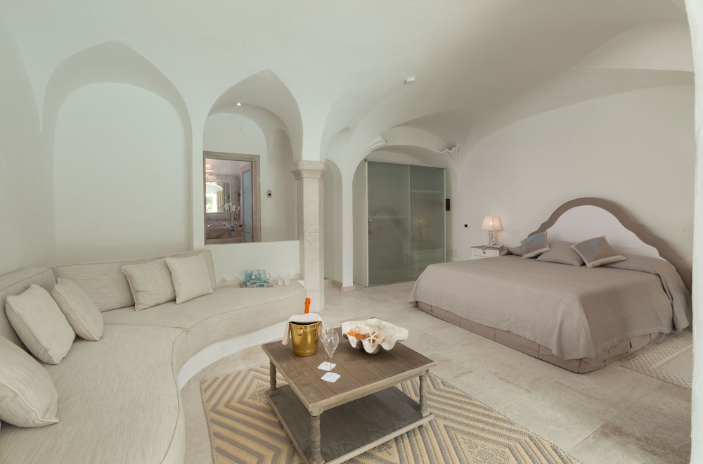 PULICINU HOTEL 9/50
