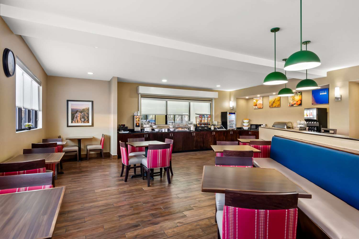 Comfort Suites Salem Roanoke I 81 19/24