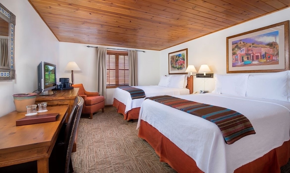 Inn On The Alameda 10/69