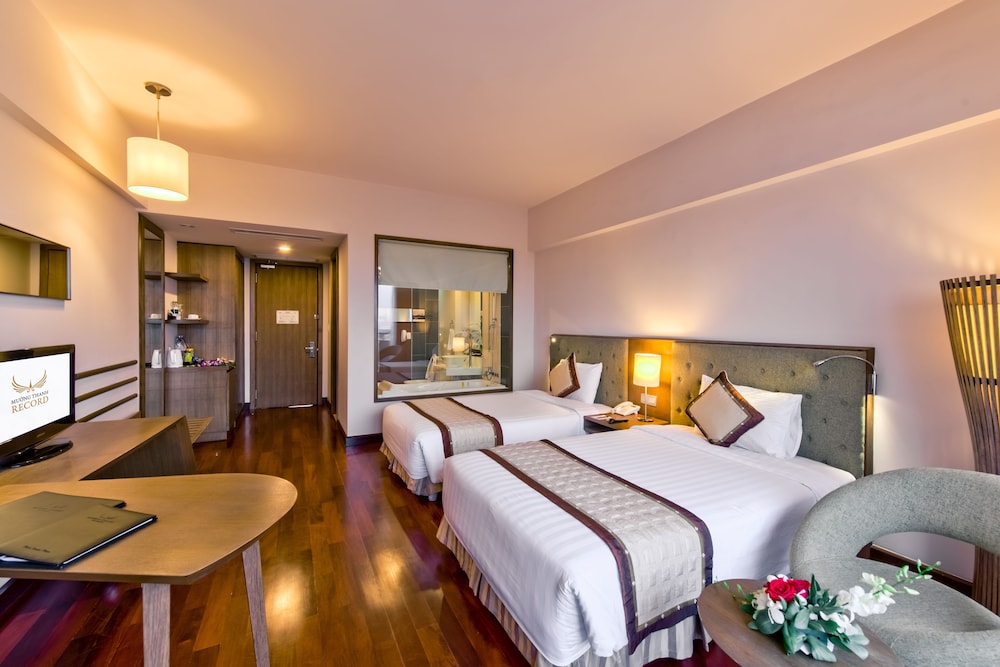 Muong Thanh Hue Hotel 13/74