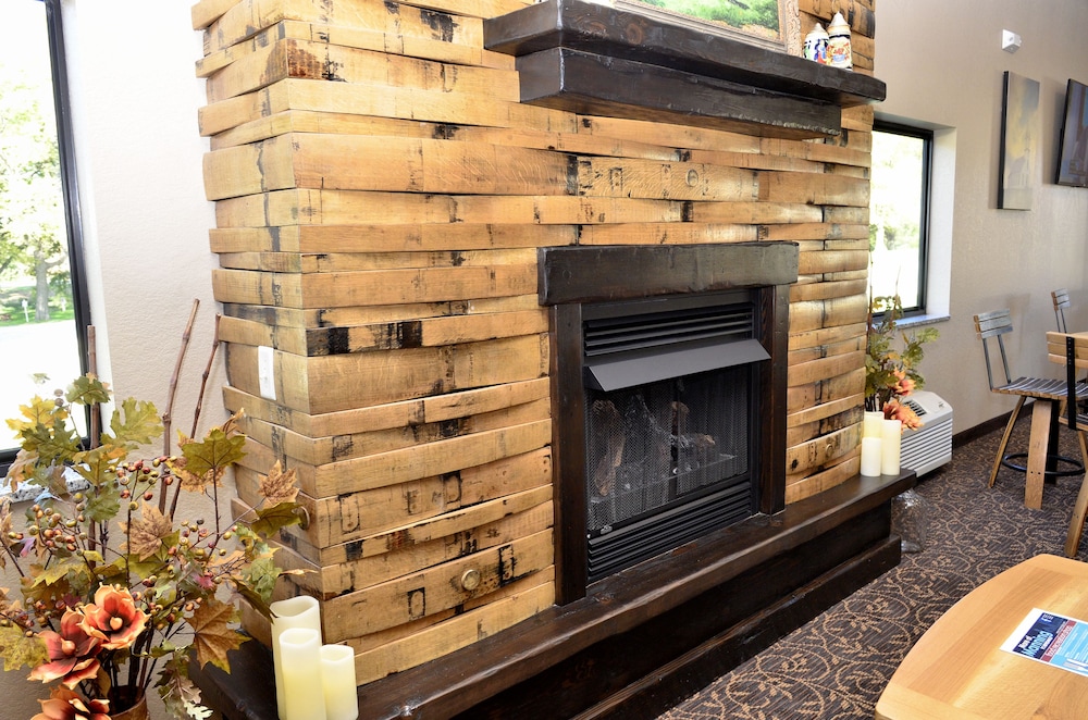 Cobblestone Inn & Suites - Manning 1/50