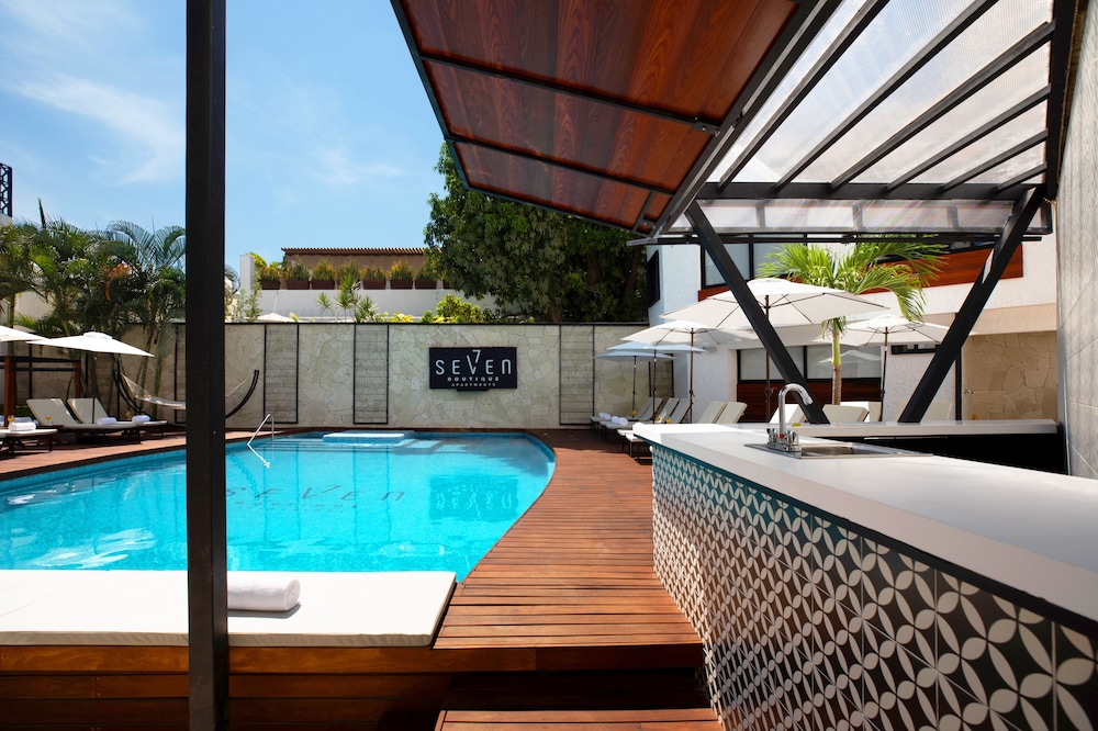 Seven Boutique Apartments 23/55
