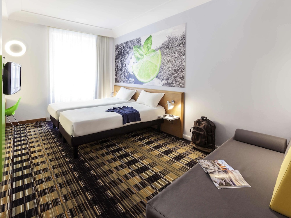 STANDARD, 3 BEDS