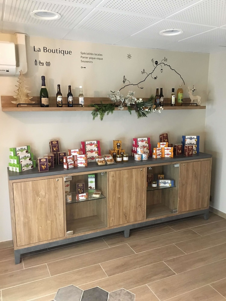 Best Western La Porte Des Chateaux 8/67
