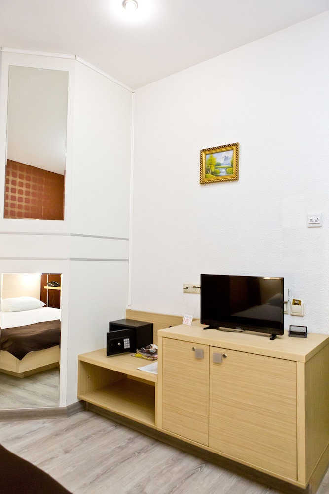 Hotel Olsi 5/50