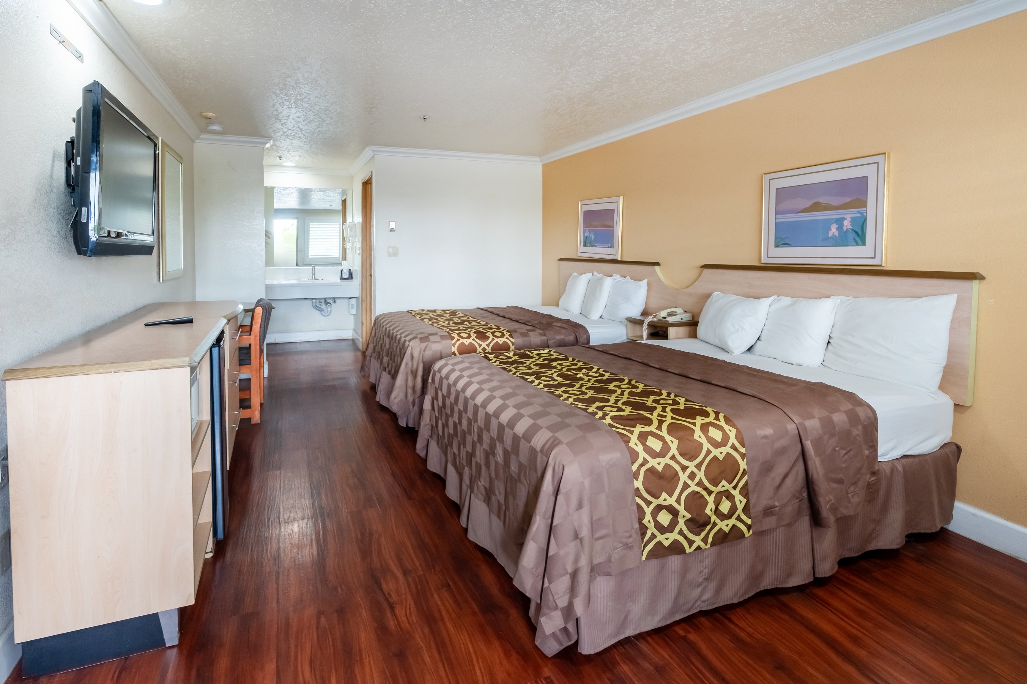 Budget Inn Corcoran Near Tulare CA 43 22/50