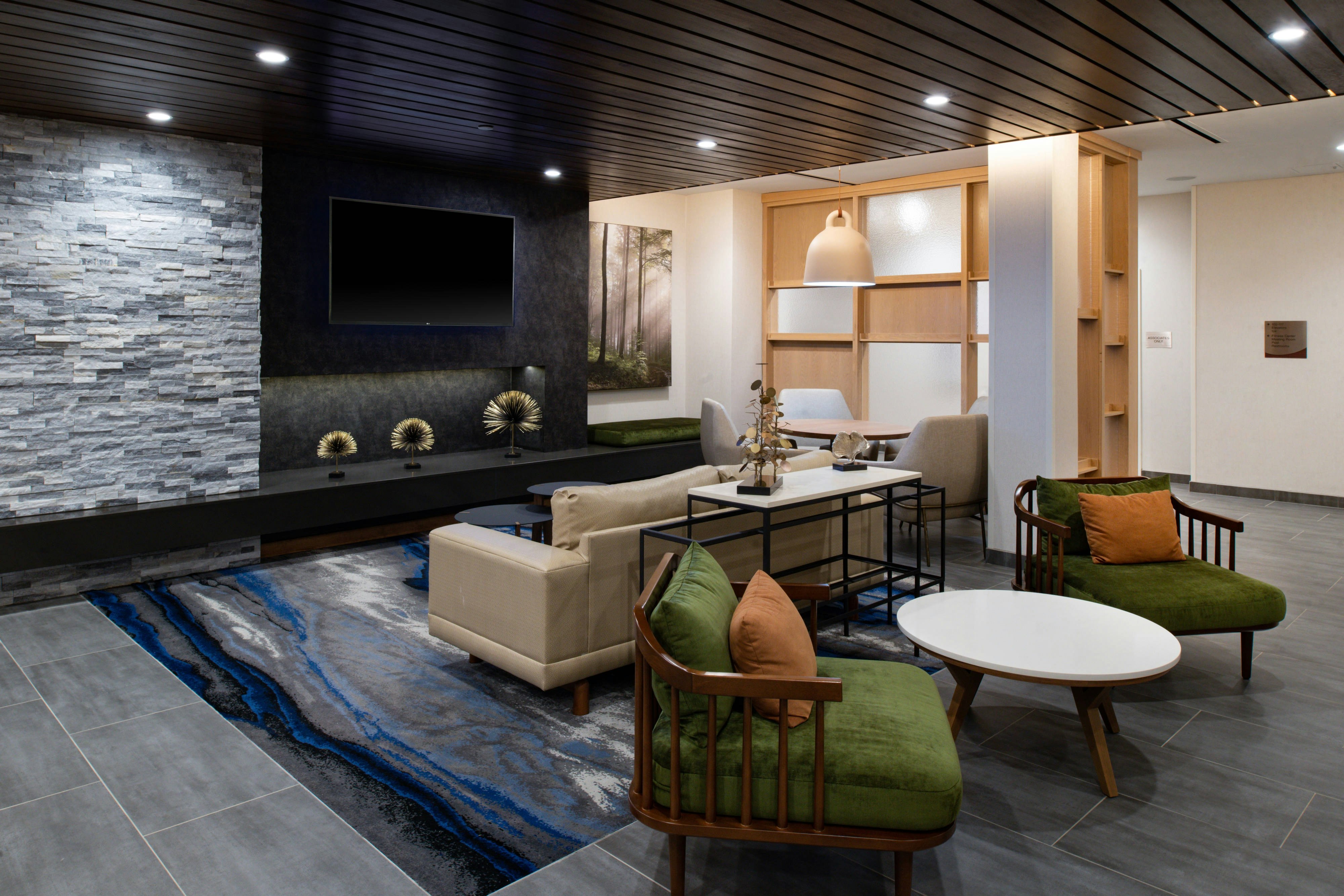 Fairfield Inn & Suites by Marriott Charlotte University Research Park 7/17