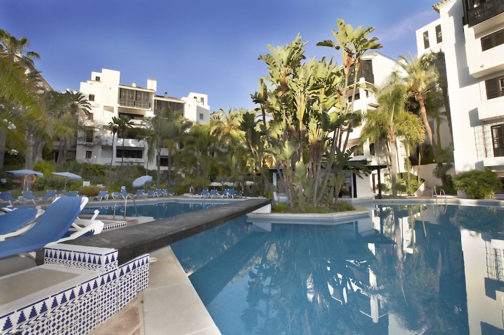 Ona Alanda Club Marbella 41/50