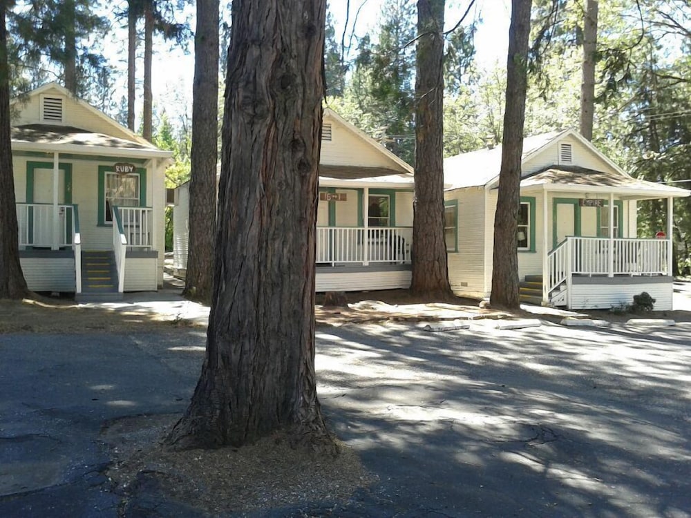 Nevada City Inn 42/44