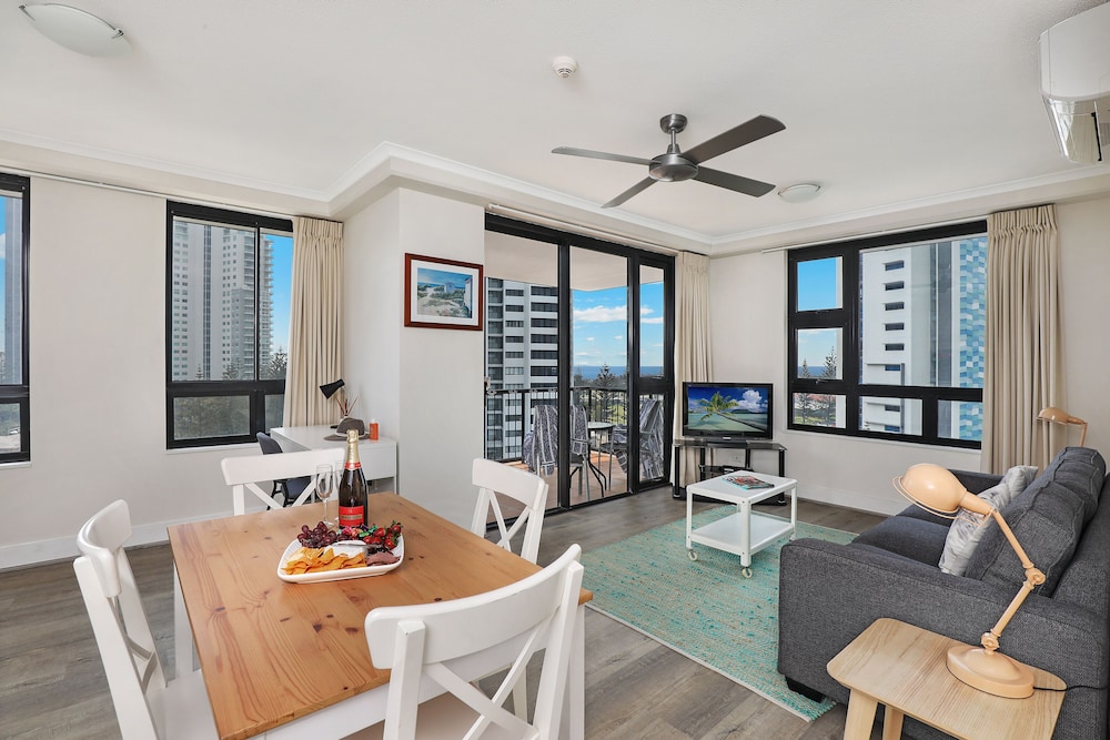 Neptune Resort 45/80