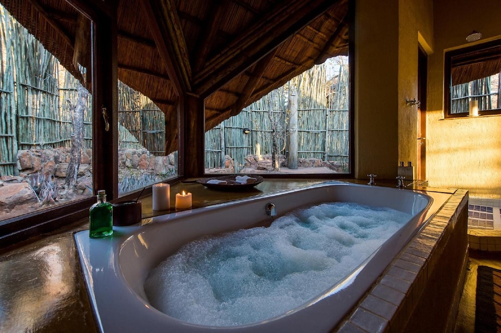 Tshwene Lodge 22/50