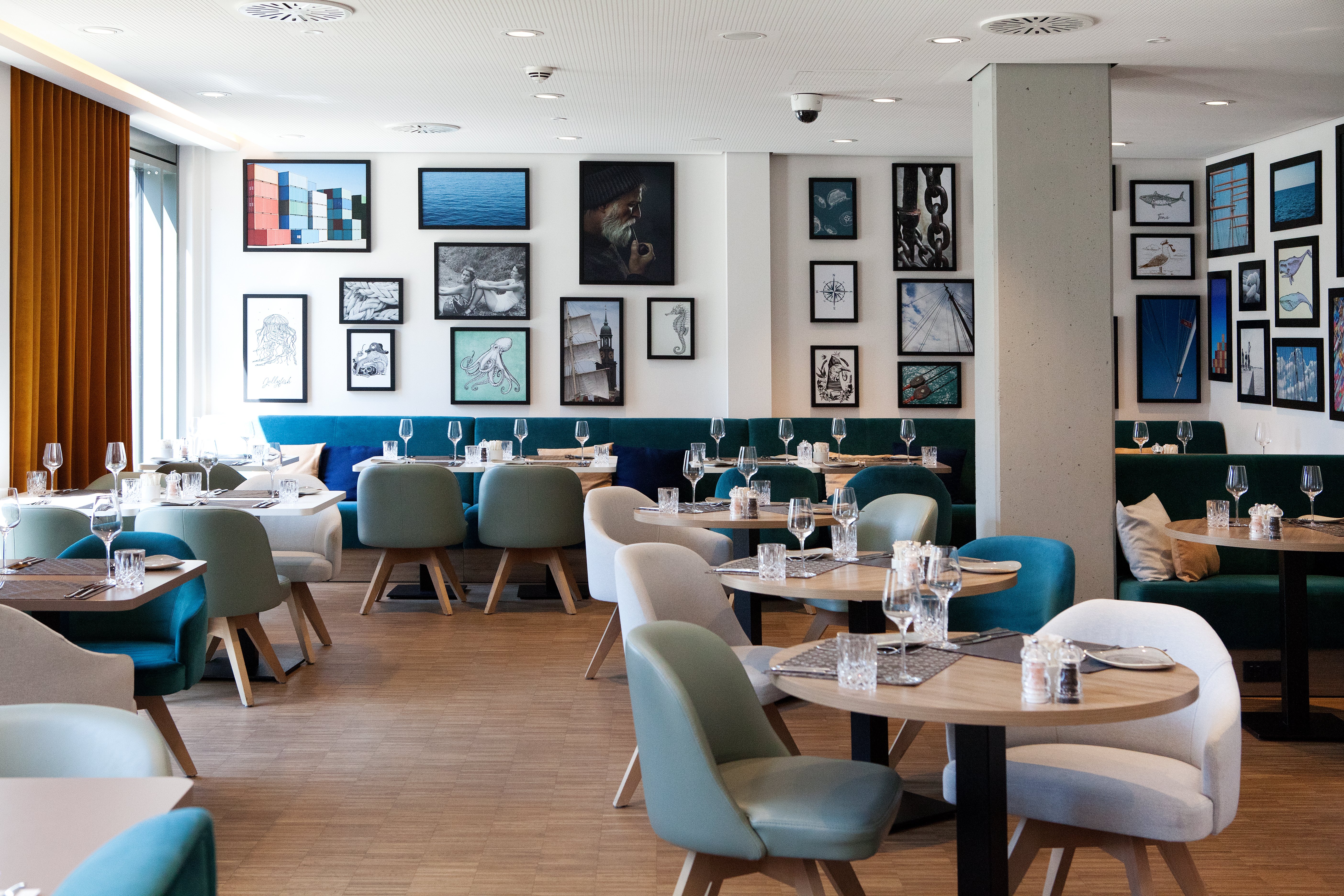 HOLIDAY INN HAMBURG - HAFENCITY 50/75