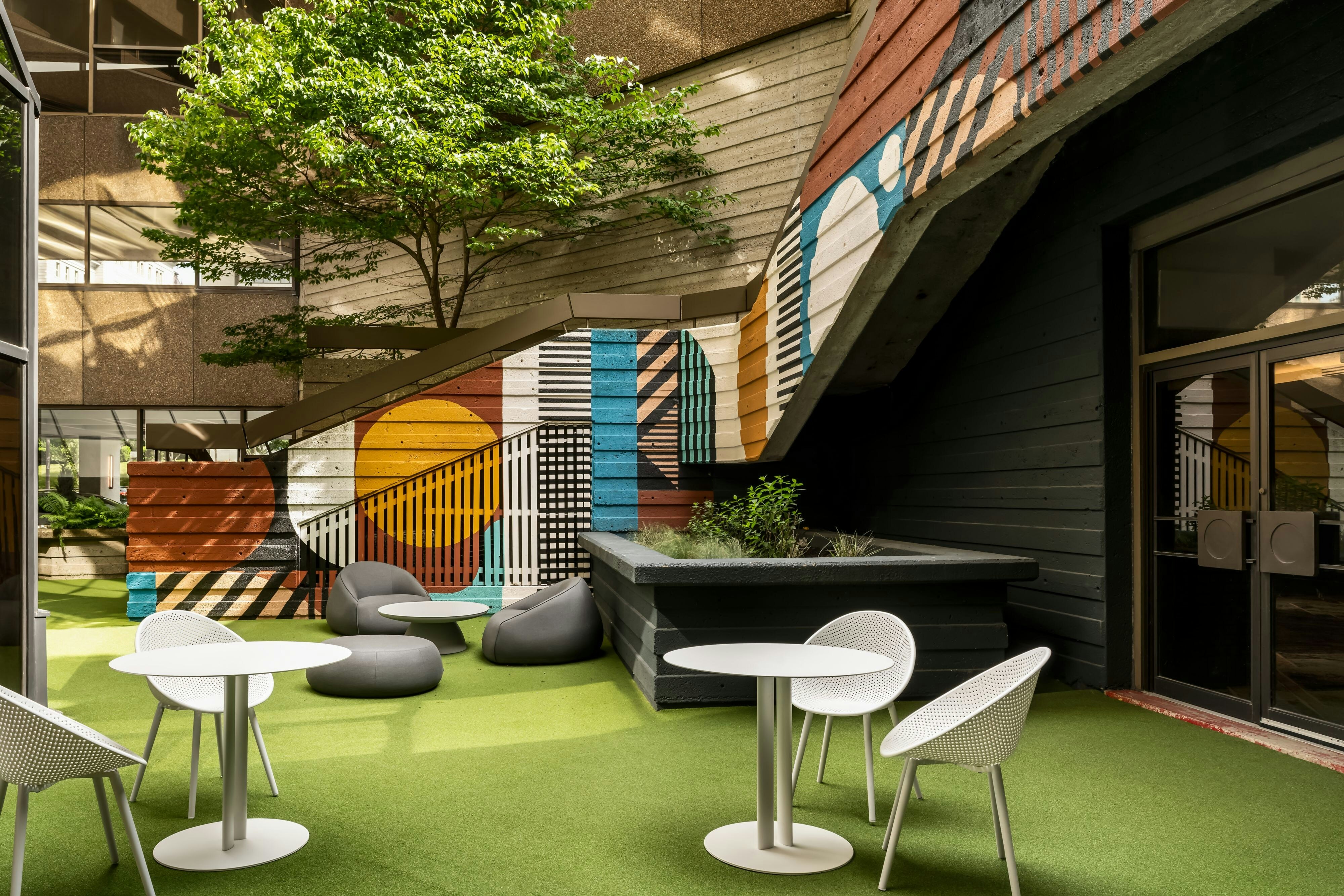 Delta Hotels By Marriott Quebec 43/44