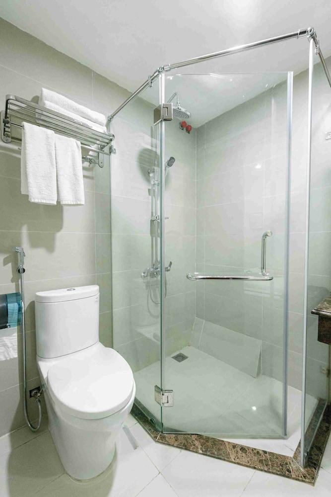 New Century Hotel Cau Giay 47/50