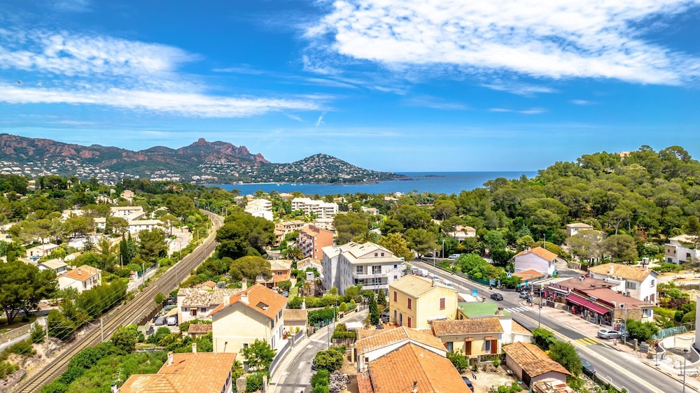 Sure Hotel by Best Western Saint-Raphael Le Dramont 38/48