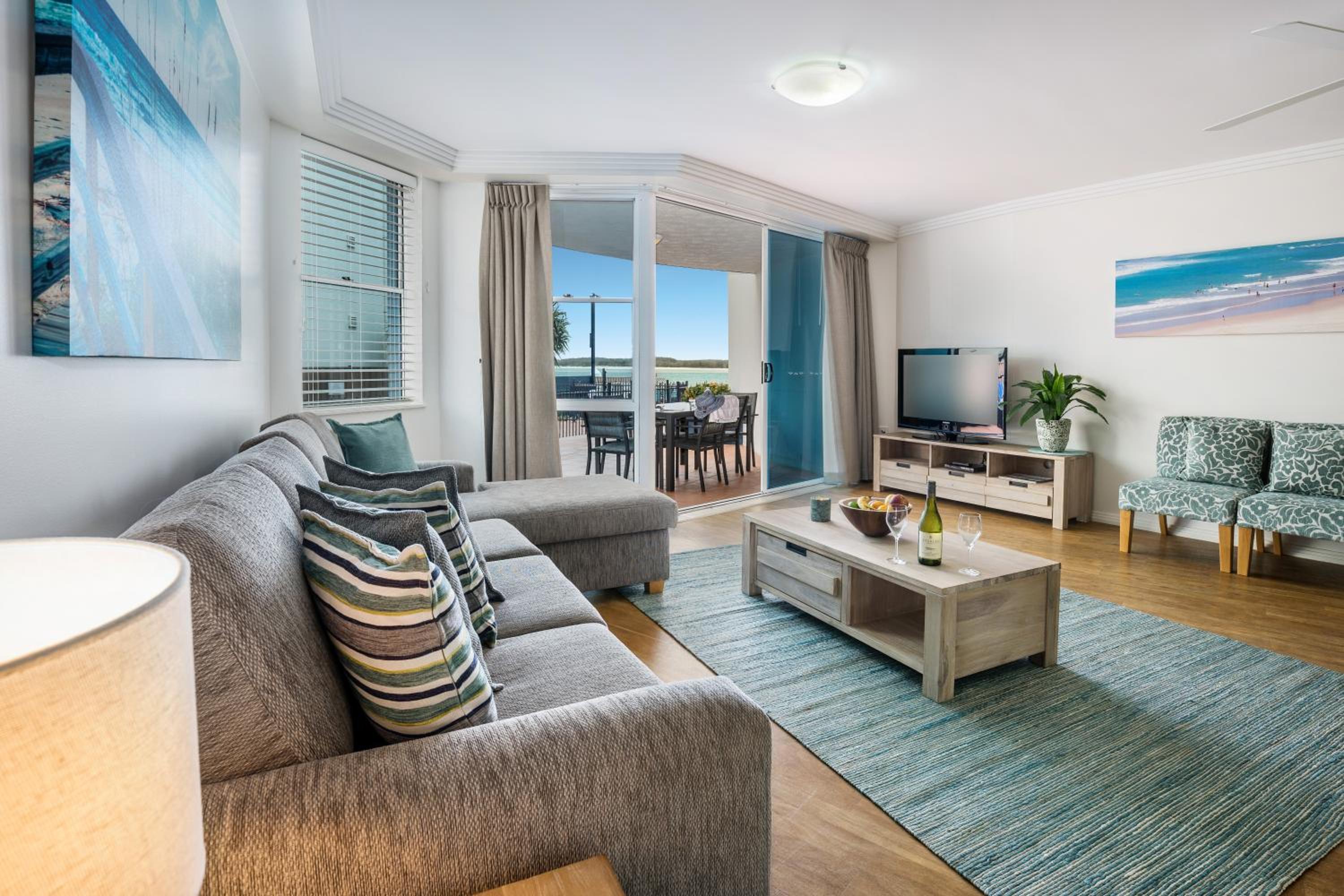 3 Bedrooms, Superior, Apartment, Partial View