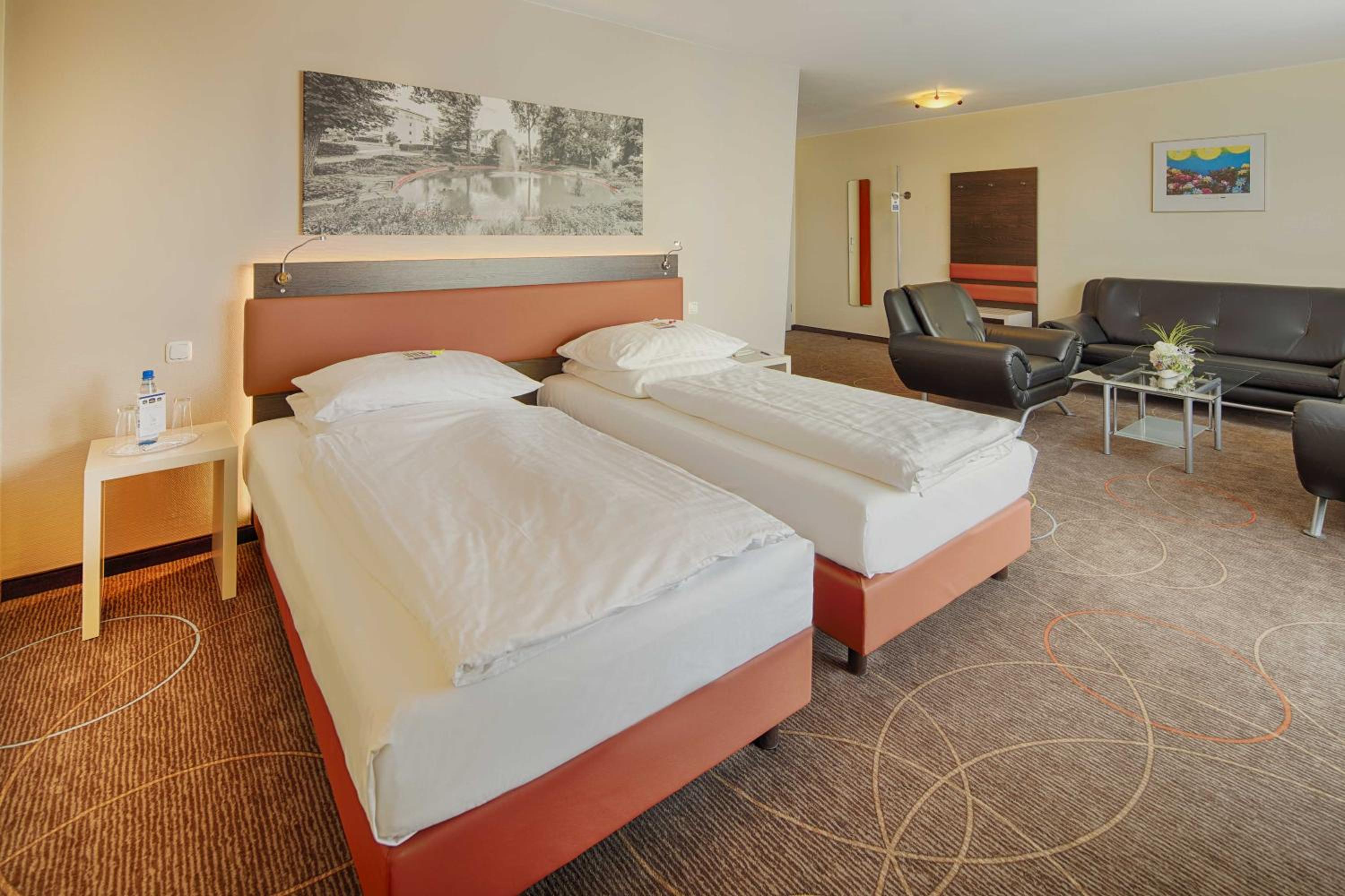 Suite, Twin Beds
