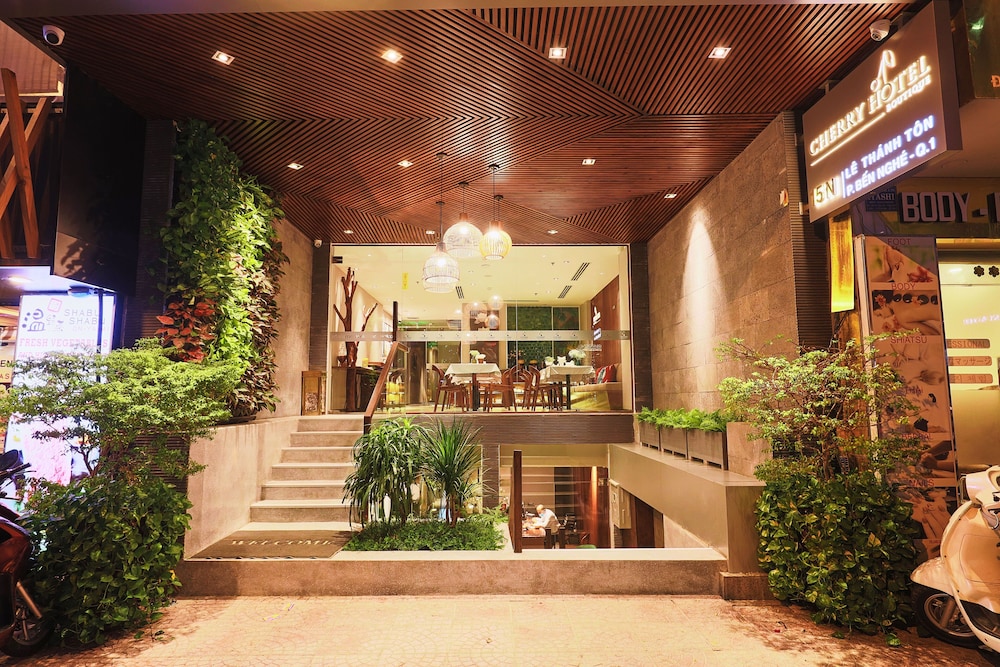 Cherry Boutique Hotel 10/50