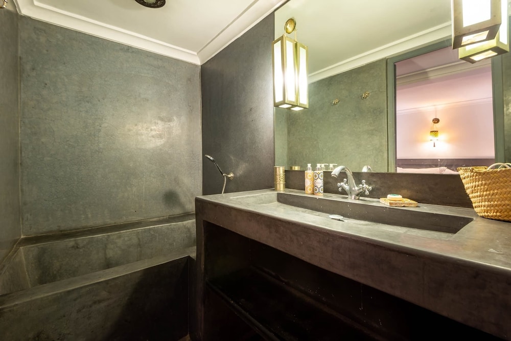 Riad 64 47/48