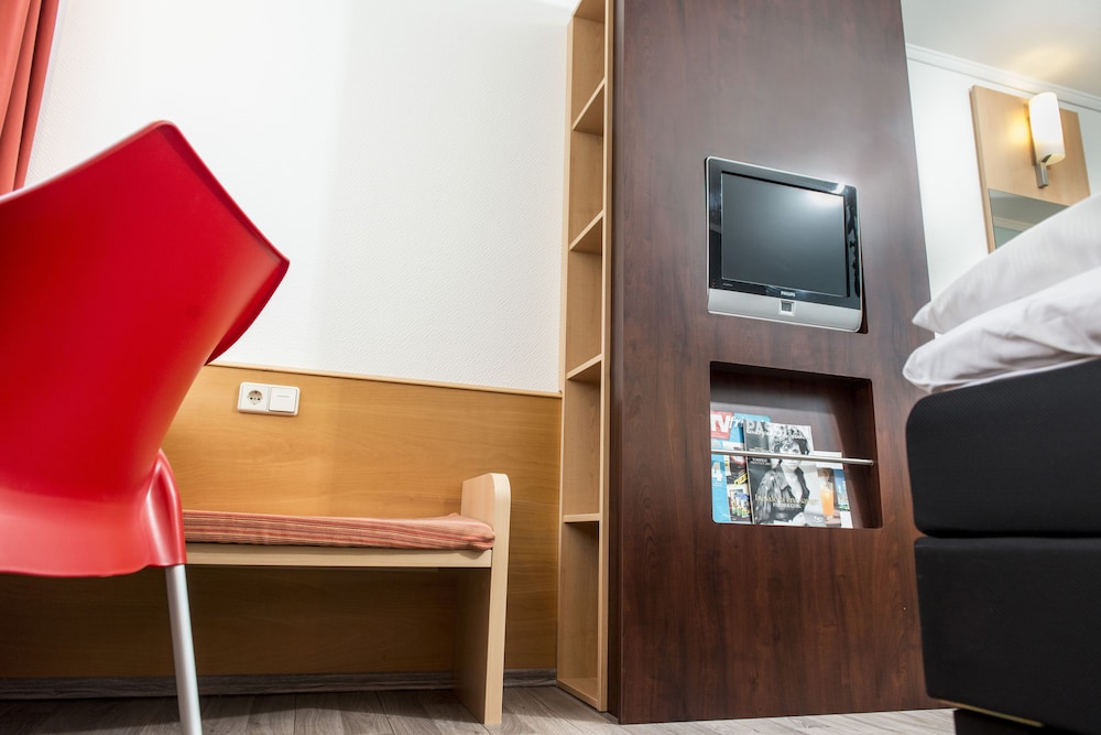 IBIS KASSEL MELSUNGEN 27/50