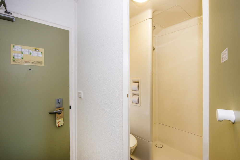 Ibis Budget Canberra 60/60