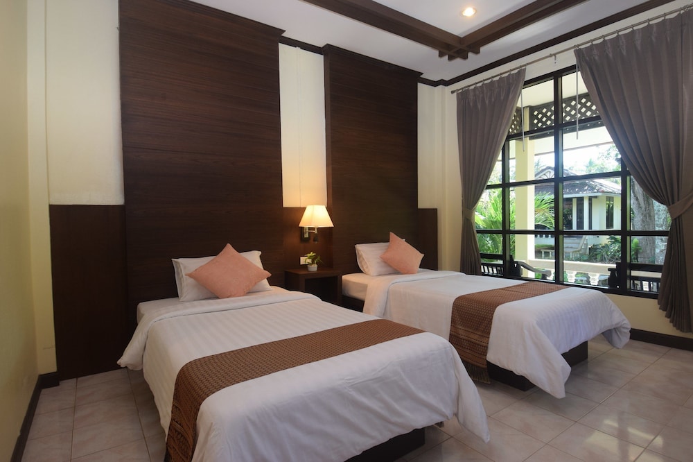 Clean Beach Resort 25/54