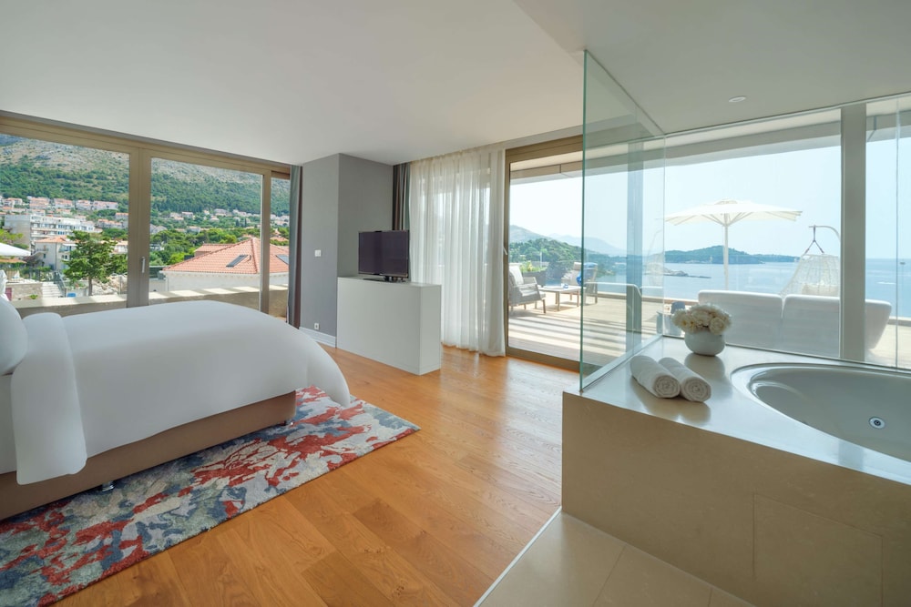 جناح تنفيذي بسرير كينج بإطلالة على البحر بشرفة، Rixos Premium Dubrovnik 6/10