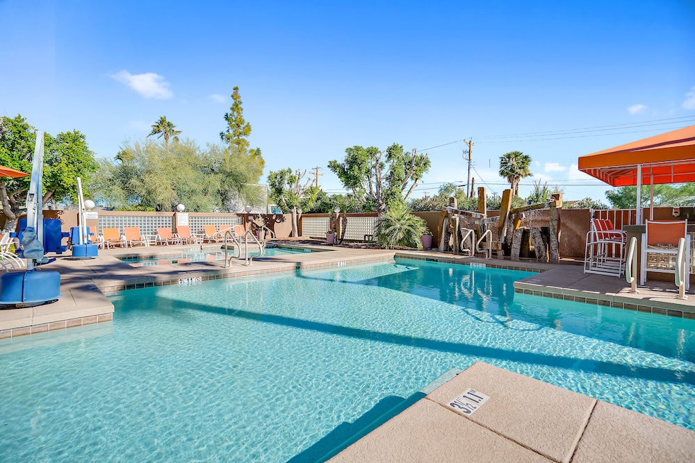 Scottsdale Parkview Resort 40/68