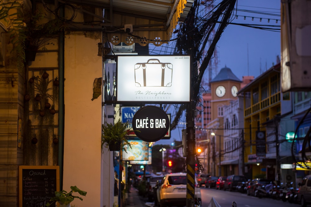 The Neighbors Hostel - Adults Only 5/36