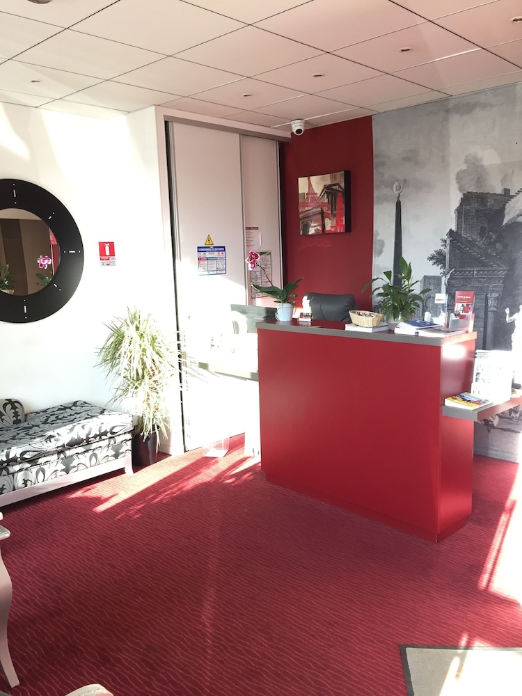 lobby