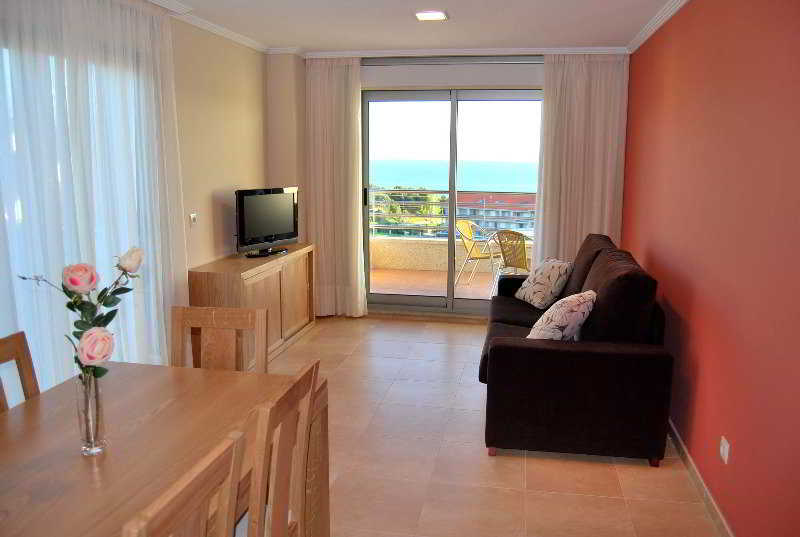 APARTAMENTOS MARSIL 12/26