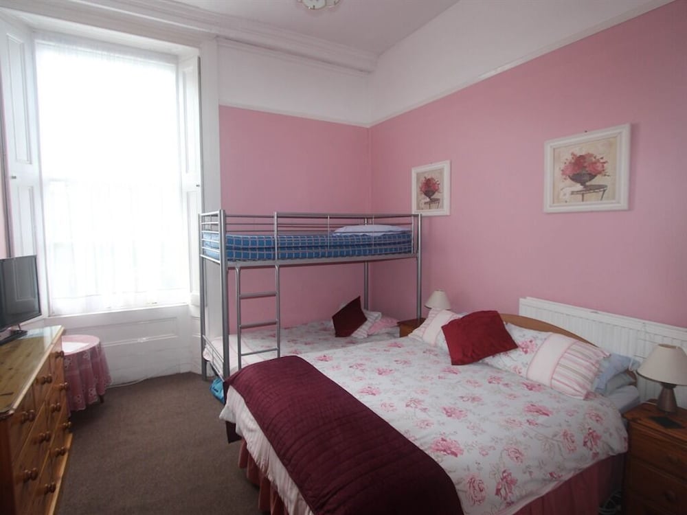 Spring Garden Guest House 26/50