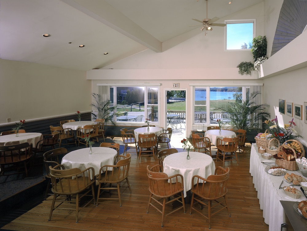Belfast Harbor Inn 47/64