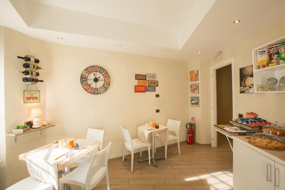 Relais Tiburtina 47/64