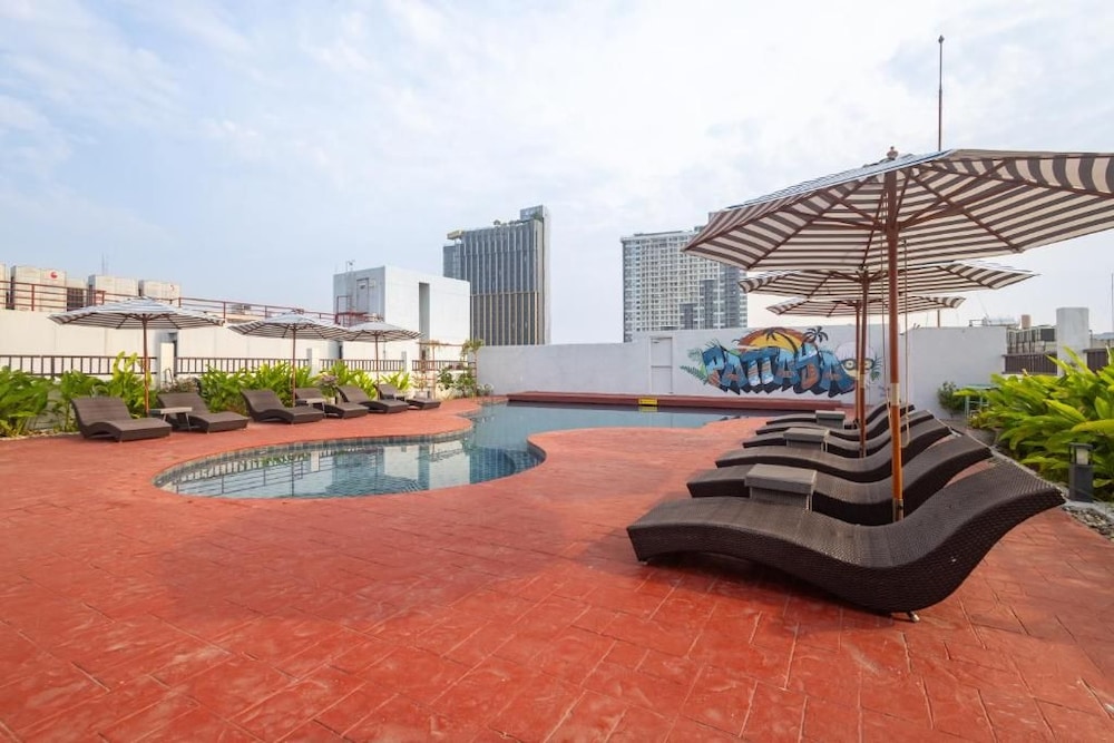 Journeyhub Pattaya Central 56/59