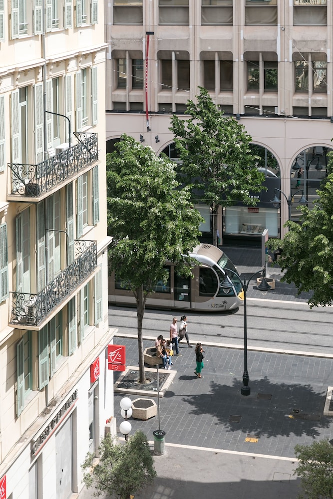 Hotel Florence Nice 57/63