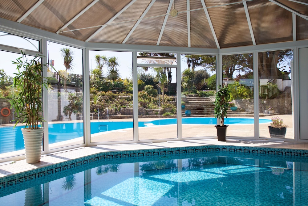Bournemouth Carlton Hotel By Belvilla — 9