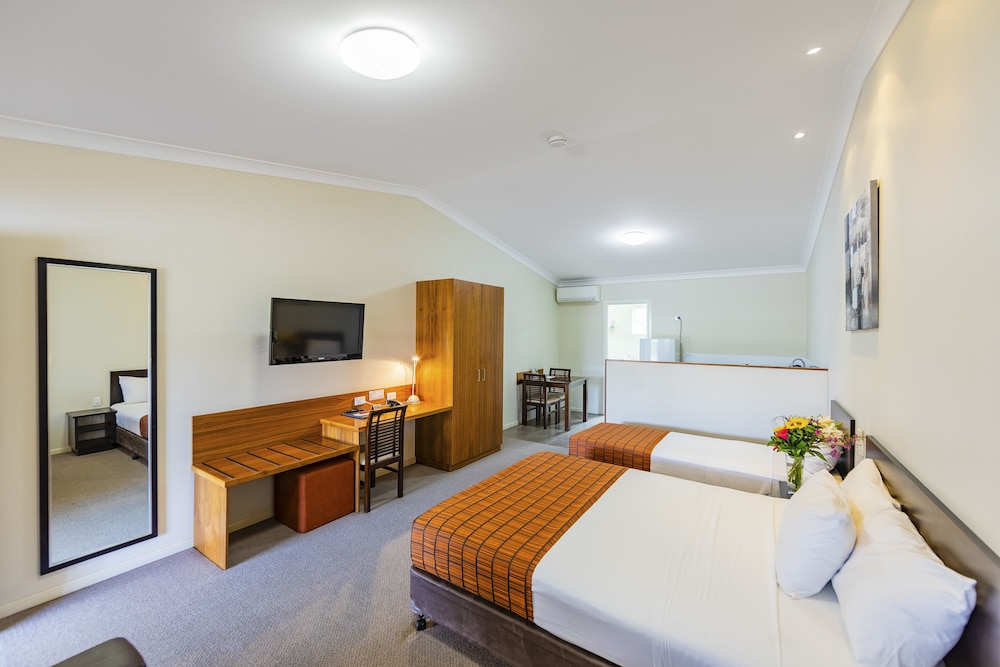 Roma Explorers Inn 15/36
