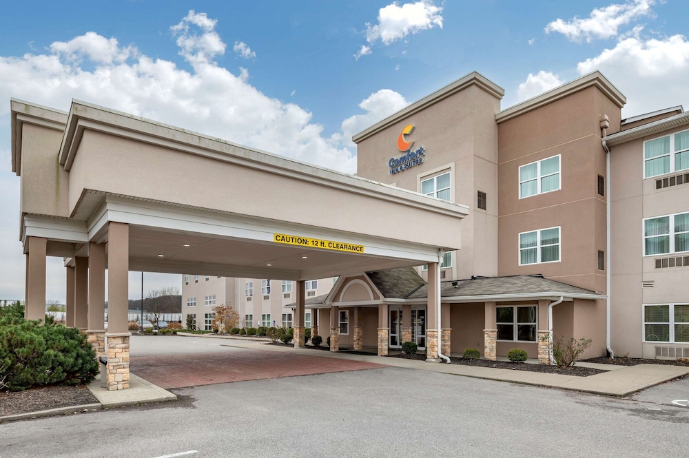 Comfort Inn & Suites Northern Kentucky 43/48