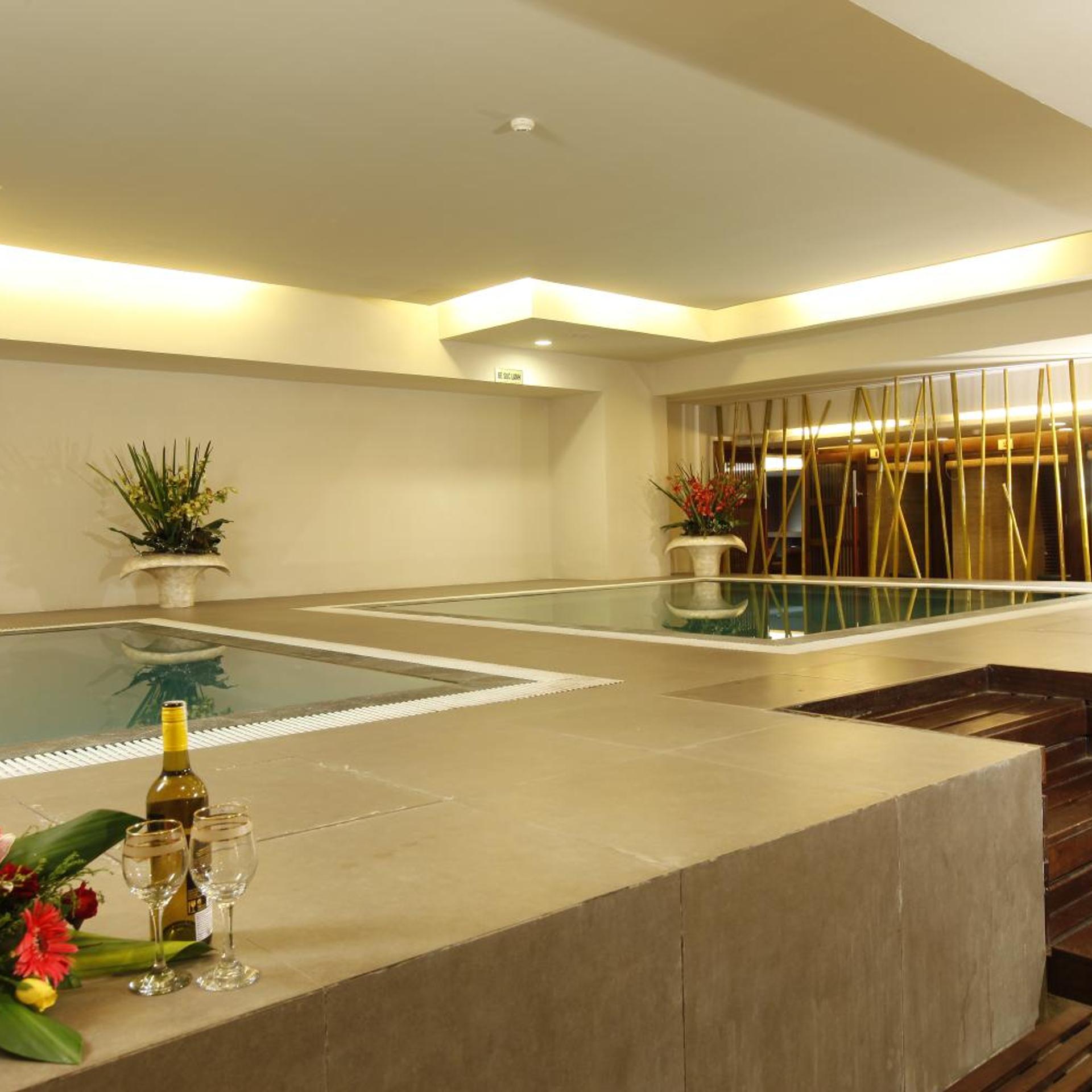 Majestic Mong Cai Hotel 11/30
