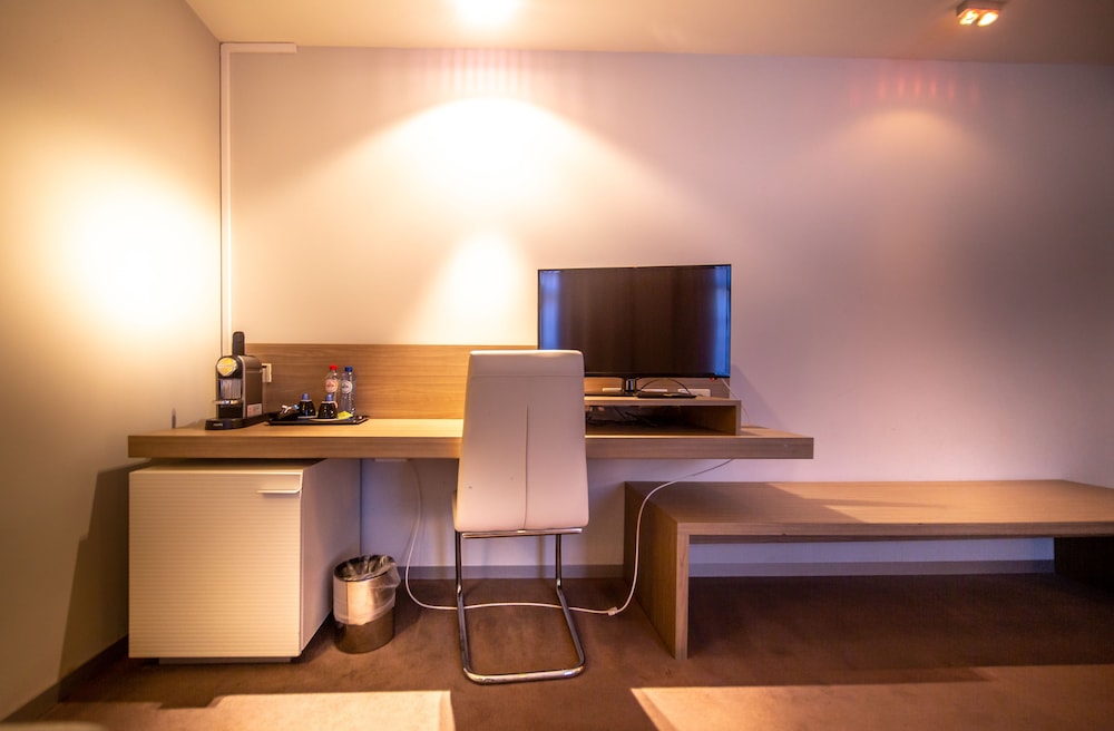 Hotel Saint Sauveur 40/50