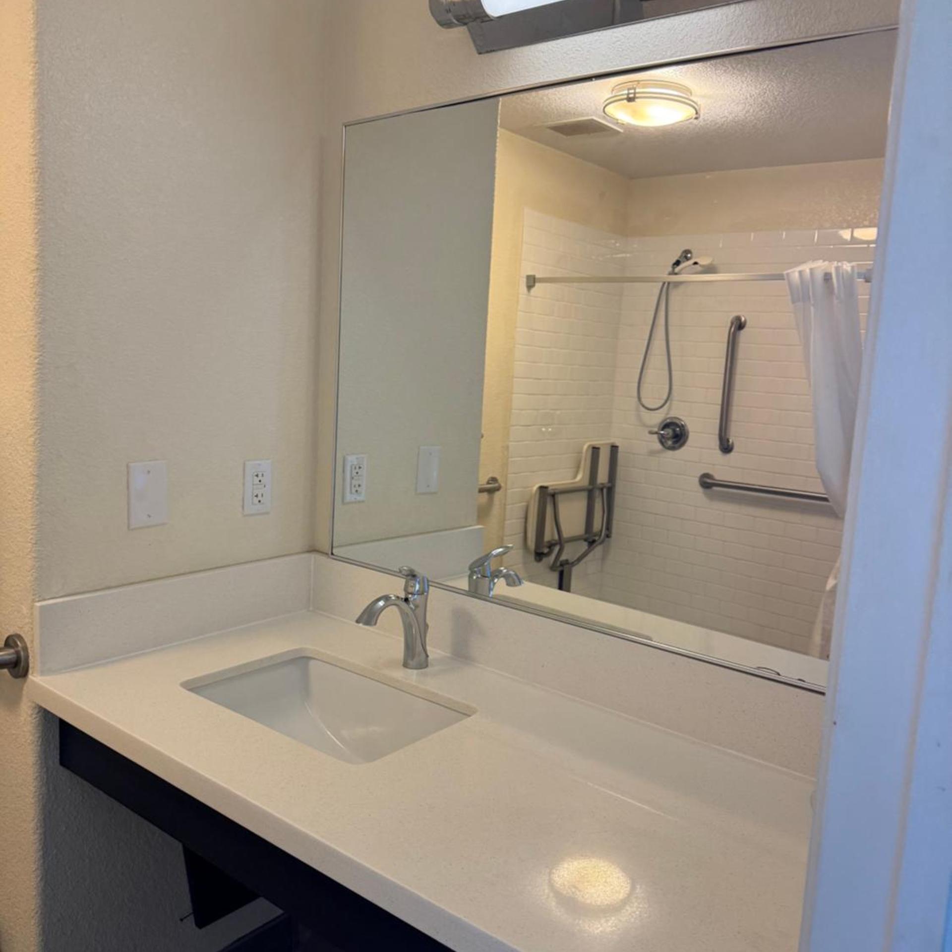 جناح بغرفة نوم واحدة، Candlewood Suites COTULLA 4/5